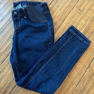 Old navy maternity side panel skinny. Size 10